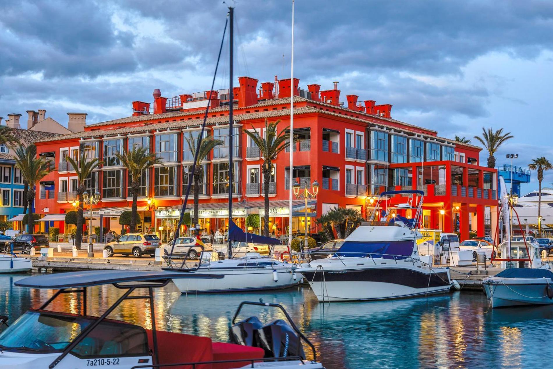 Hotel Mim Sotogrande Club Maritimo Exteriör bild
