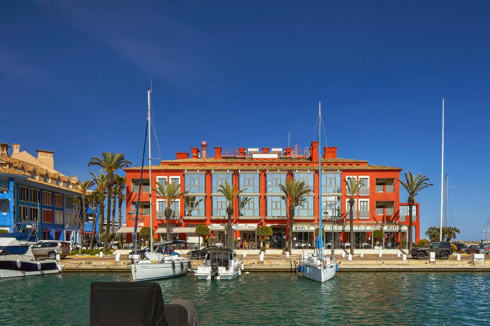 Hotel Mim Sotogrande Club Maritimo Exteriör bild