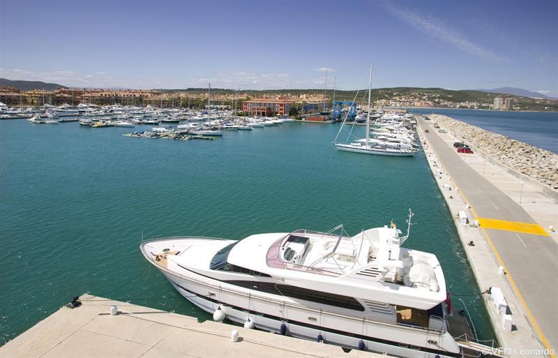 Hotel Mim Sotogrande Club Maritimo Exteriör bild